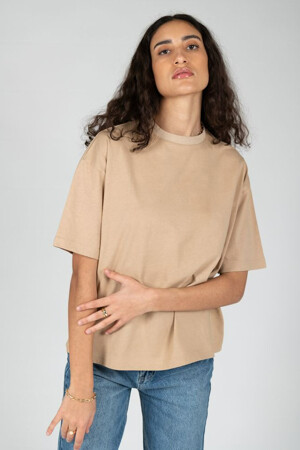 Dames - 24 colours GmbH - T-shirt - beige - 24 colours GmbH - BEIGE