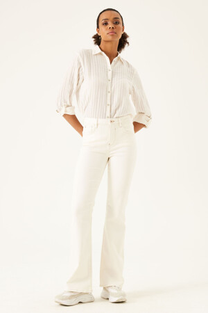 Femmes - GARCIA - Jean bootcut - blanc - Jeans - écru