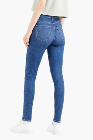 Femmes - Levi's® - 720™ HIGH RISE SUPERSKINNY JEANS - Jeans - MID BLUE DENIM