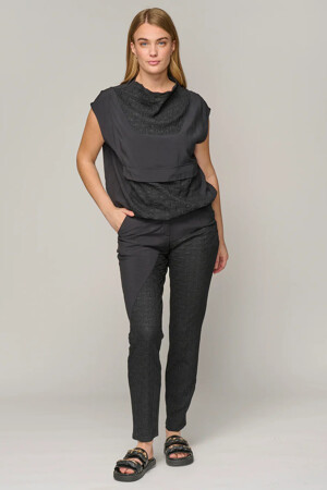Femmes - NU - Pantalon color&eacute; - noir - Pantalons - noir
