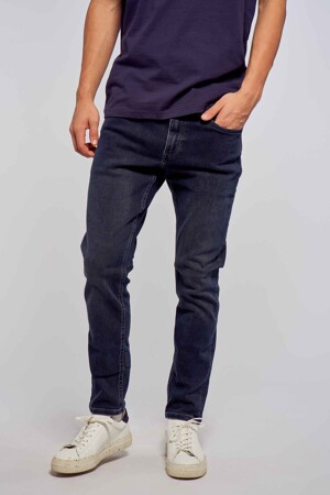Femmes - TOMMY JEANS - Jean &agrave; coupe carrot - bleu - Sustainable fashion - BLUE BLACK DENIM