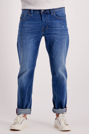 Femmes - DIESEL - Tapered jeans  - Shop forever denim > - DENIM