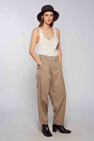 Femmes - YŪGEN - Pantalon - beige - Sustainable fashion - GRIJS
